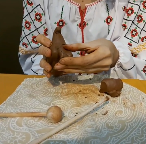 Мастер-класс по изготовлению керамической свистульки "Конёк" (01.06.2021)
